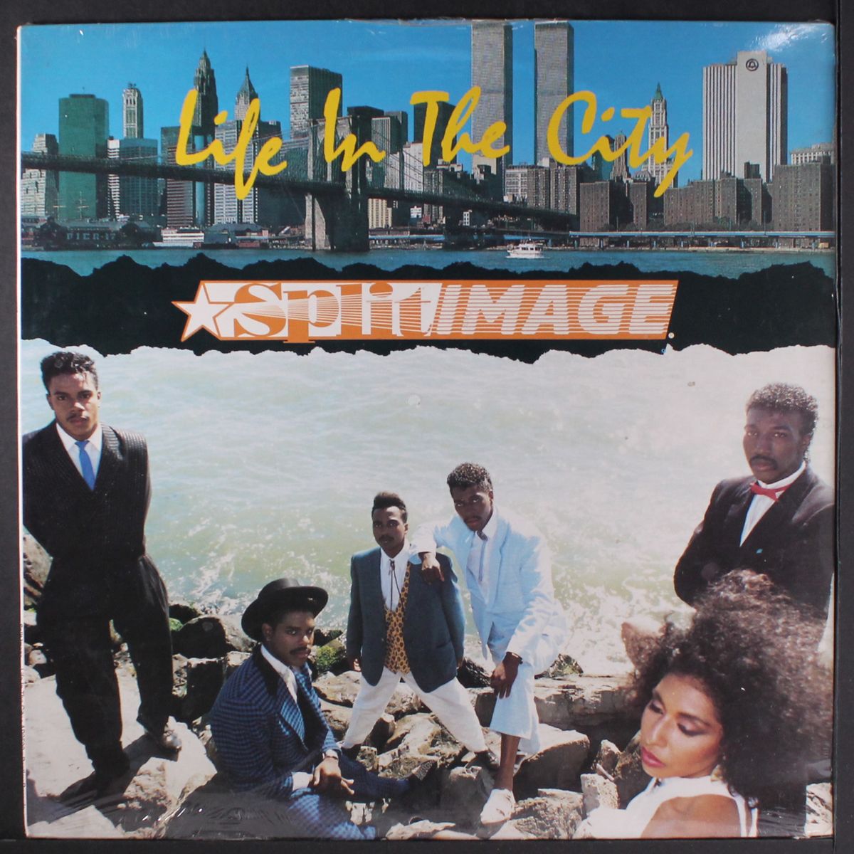 life in the city by SPLIT IMAGE