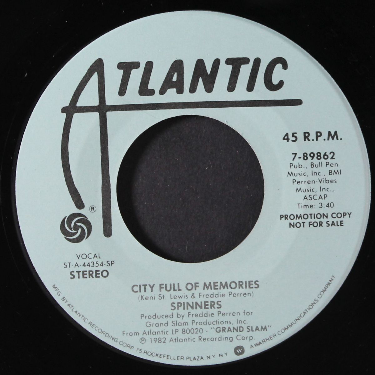 city full of memories / mono by SPINNERS