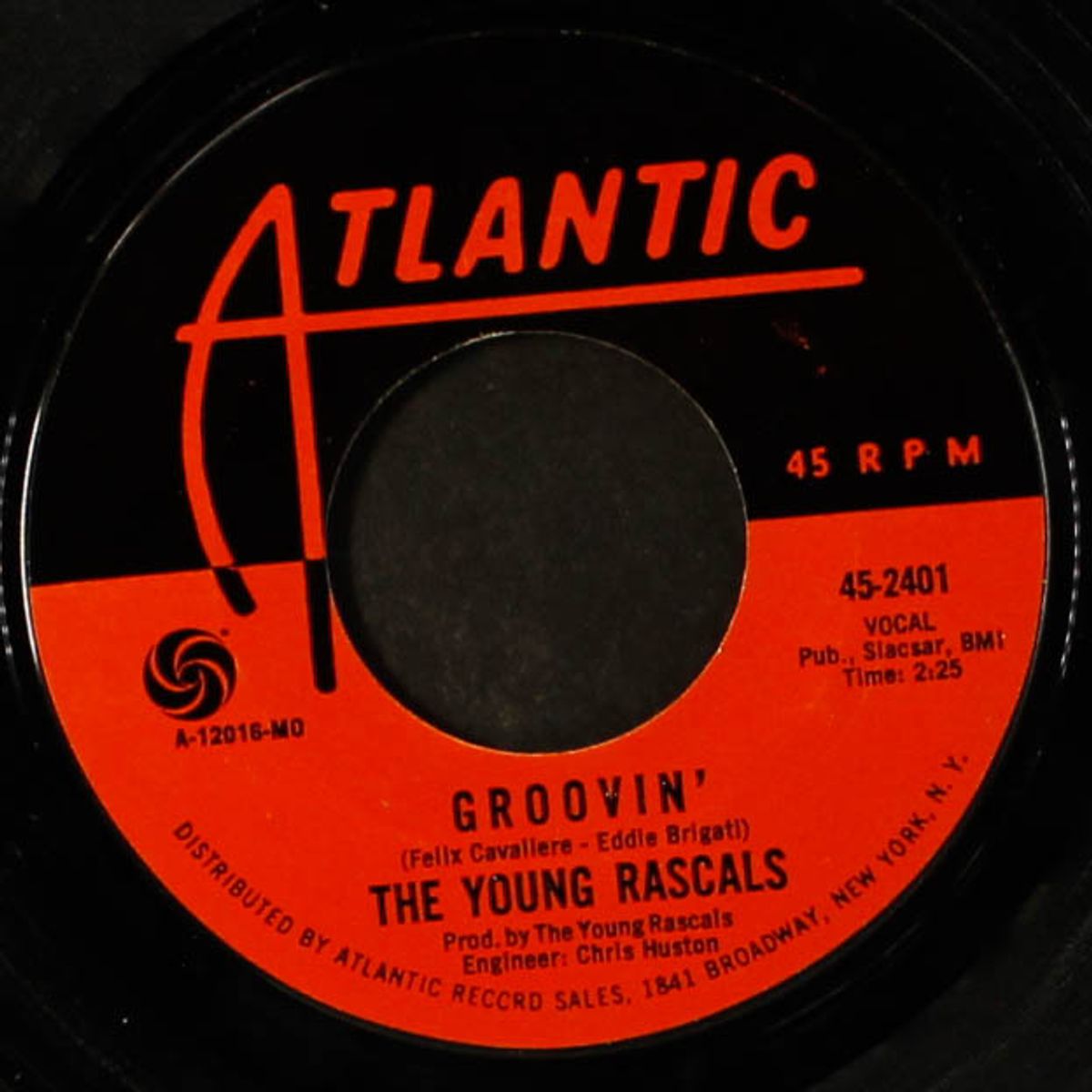 groovin' / sueno by YOUNG RASCALS