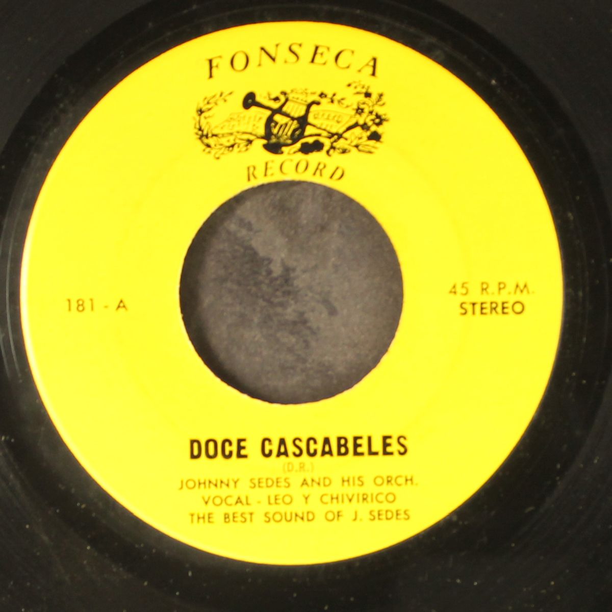 carupano canta / doce cascabele by JOHNNY SEDES