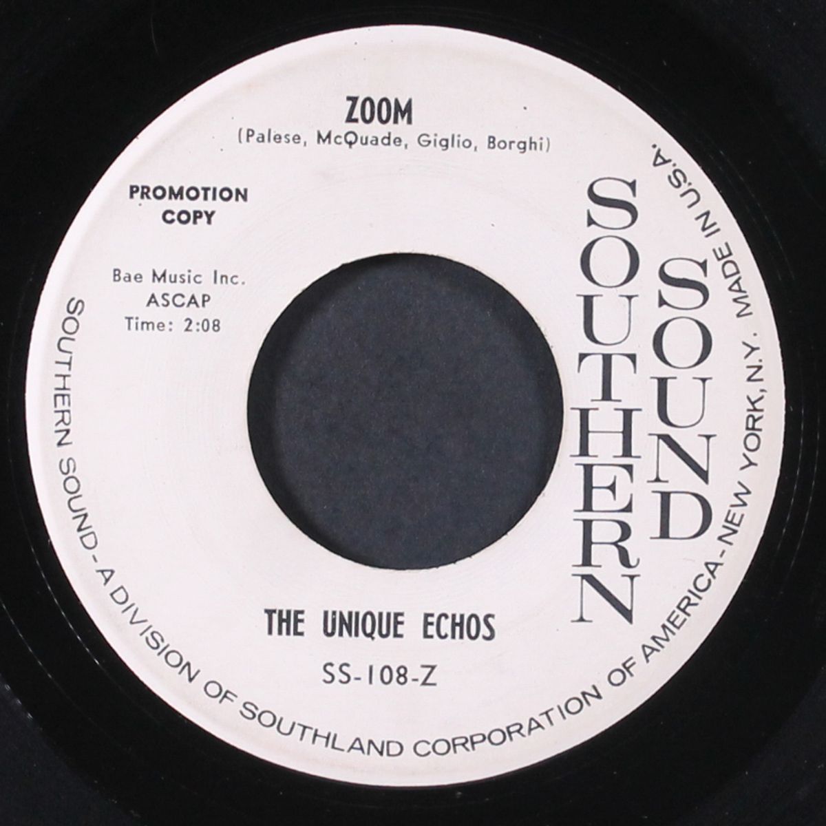 zoom / italian twist by UNIQUE ECHOS