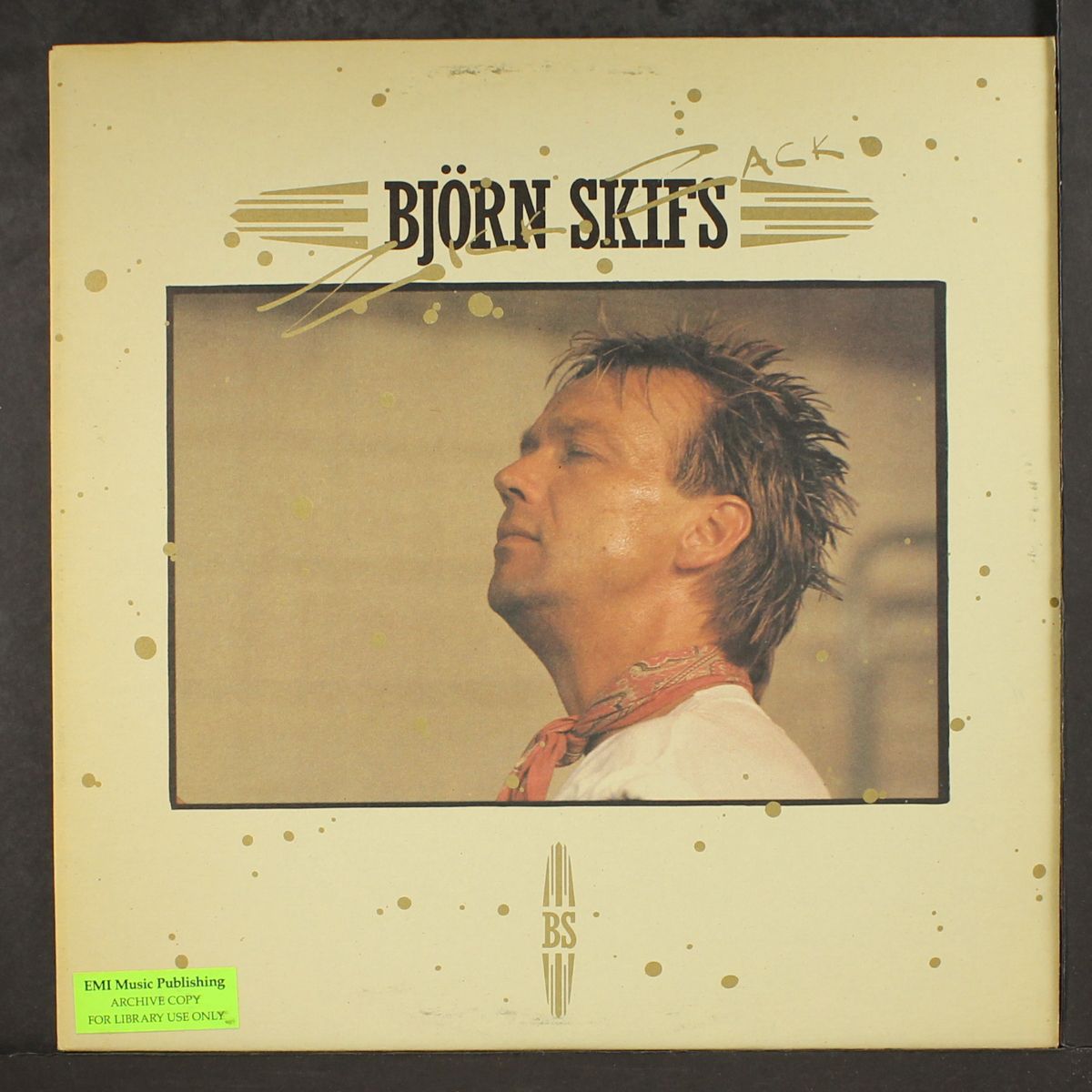 zick zack by BJORN SKIFS