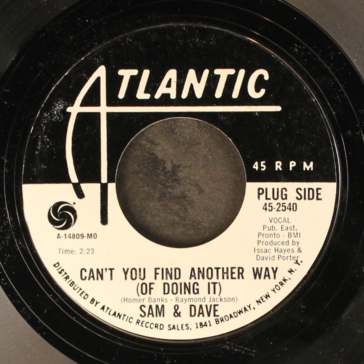 still is the night / can't you find another way by SAM & DAVE