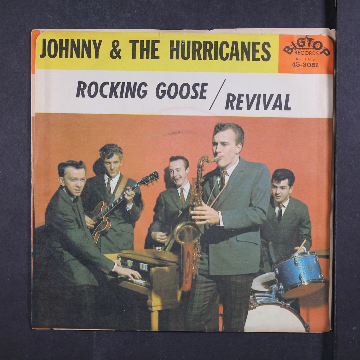 rocking goose / revival by JOHNNY & HURRICANES
