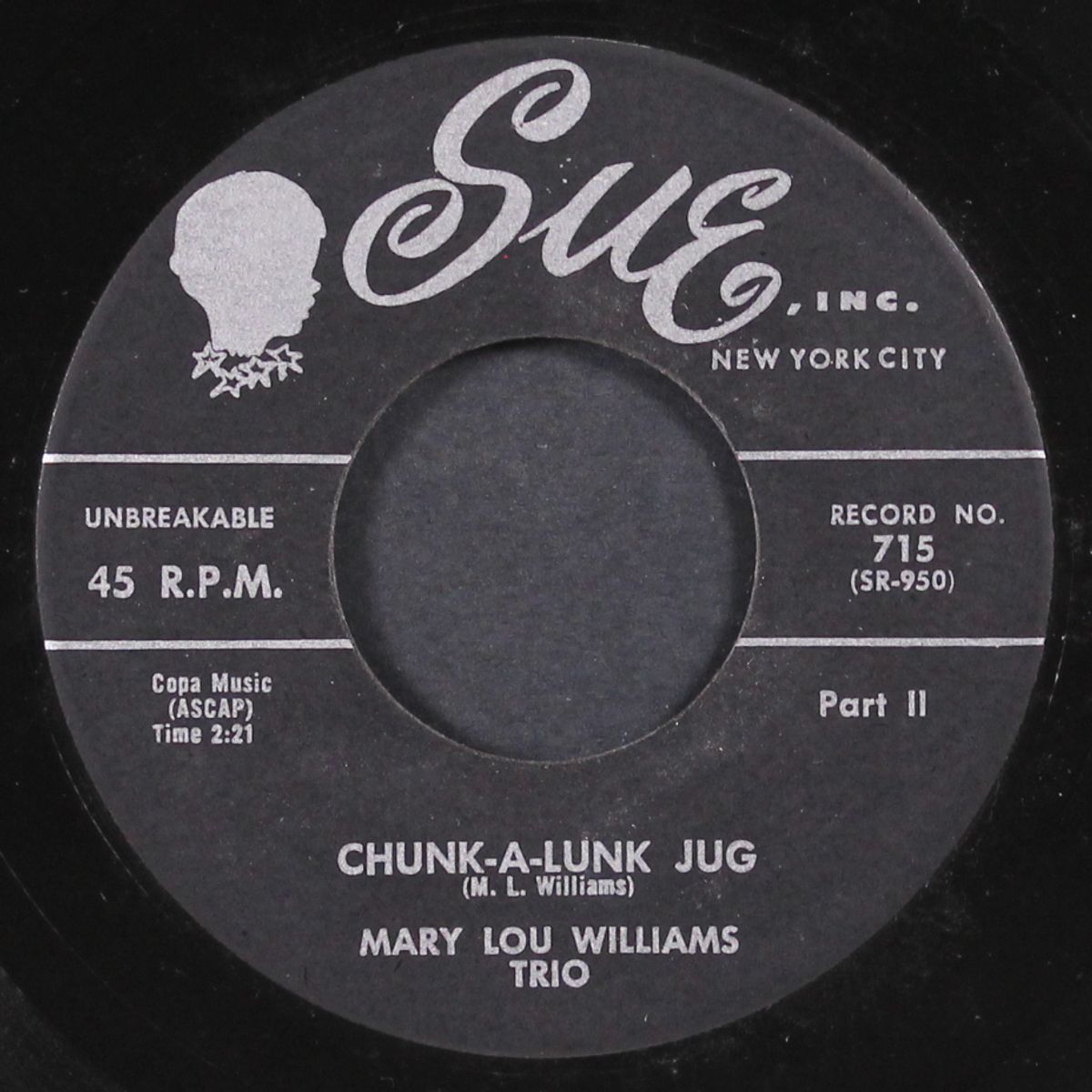 chunk-a-lunk jug by MARY LOU WILLIAMS