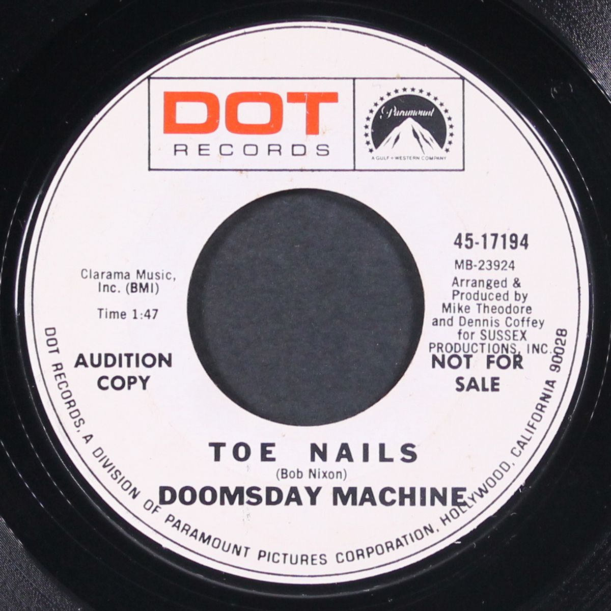 ain't nobody else / too late to rectify by DOOMSDAY MACHINE