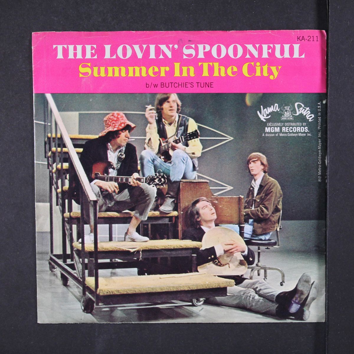 summer in the city / butchies tune by LOVIN' SPOONFUL