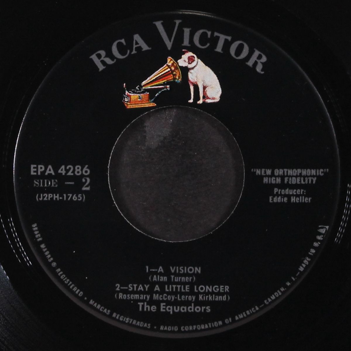 sputnik dance + 3 by EQUADORS