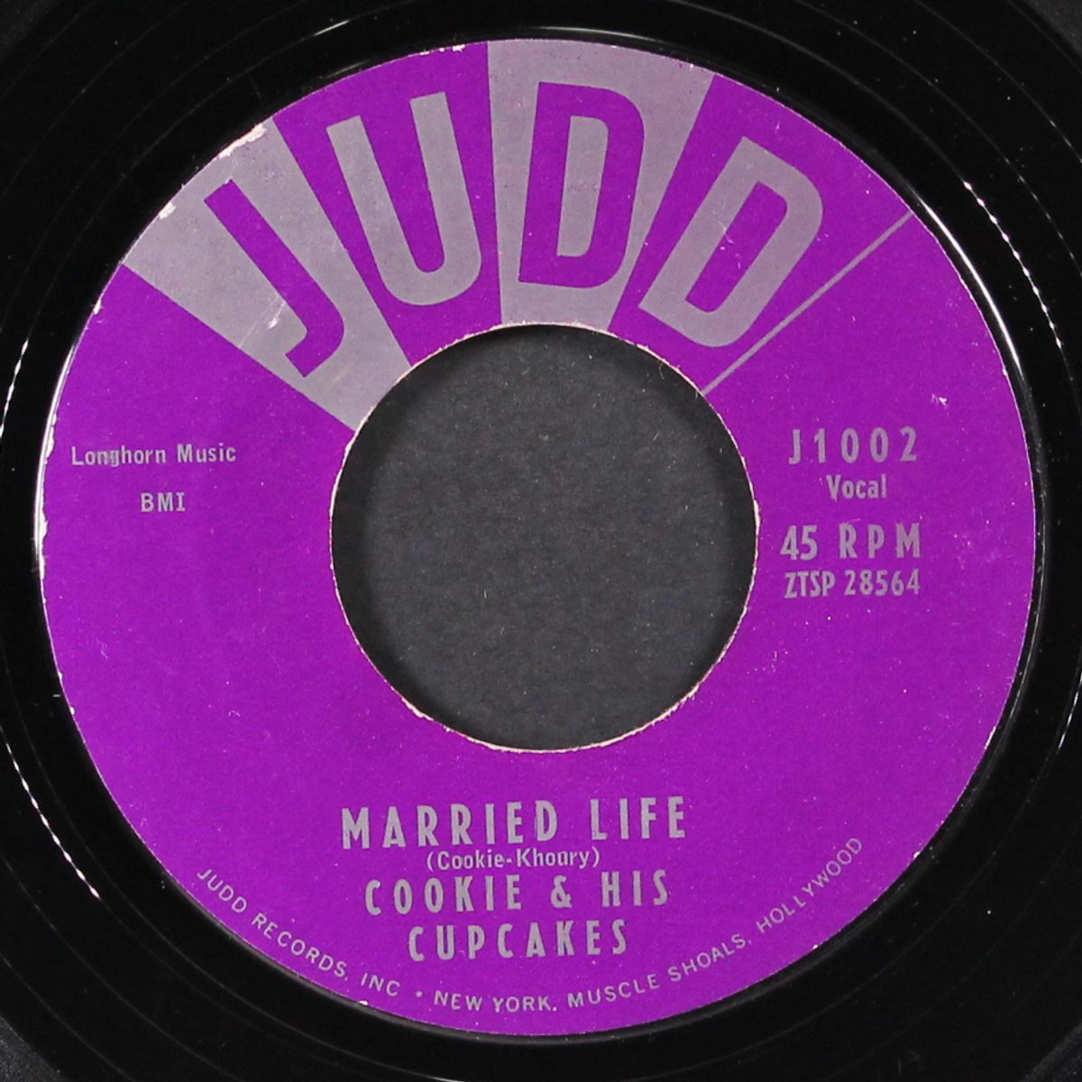 matilda / married life by COOKIE & CUPCAKES