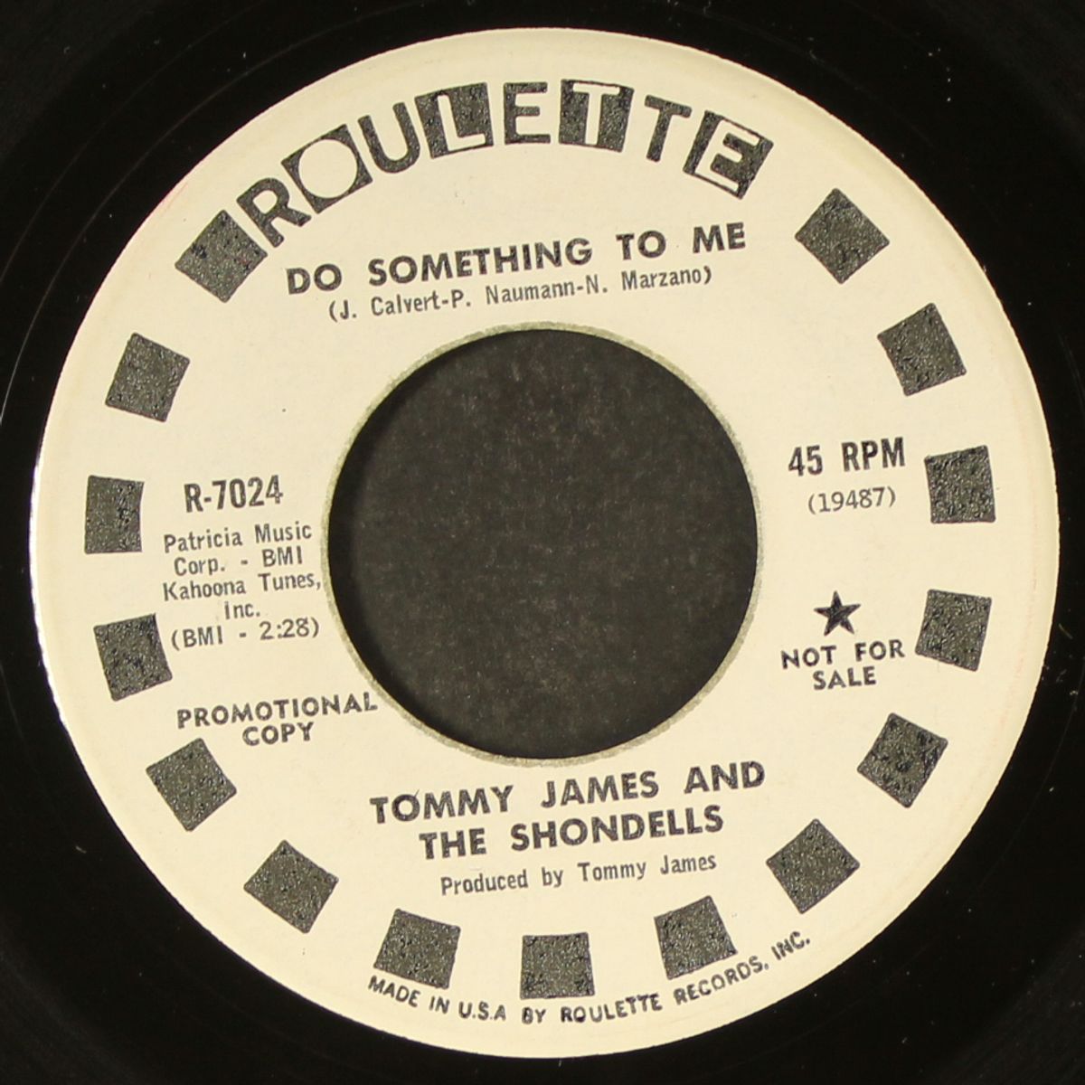 do something to me / ginger bread man by TOMMY JAMES & SHONDELLS