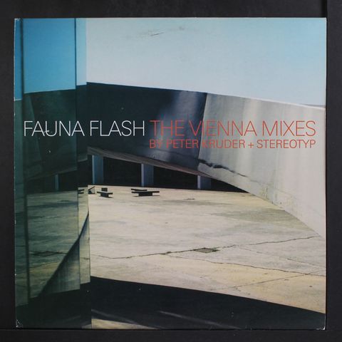 FAUNA FLASH