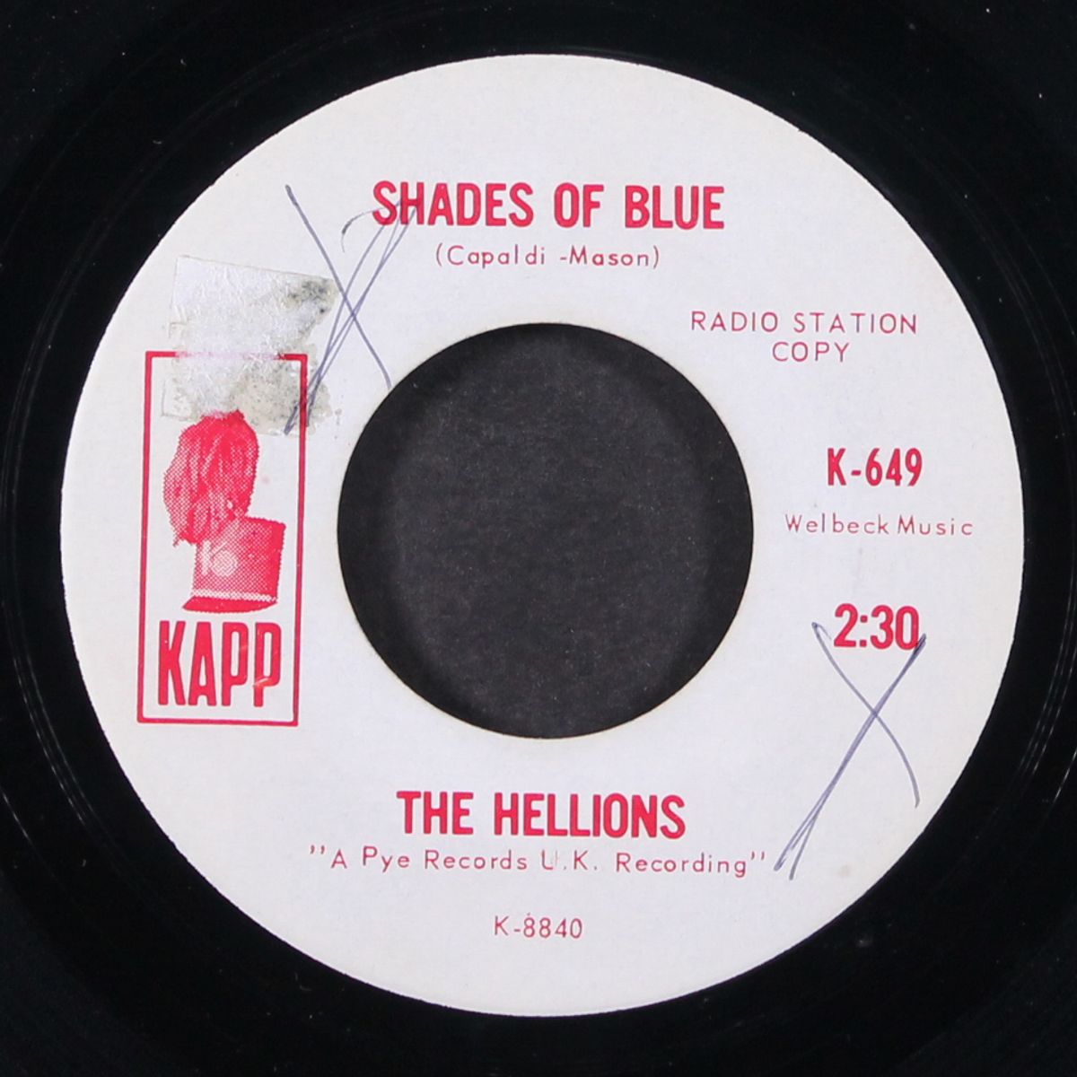 shades of blue / daydreaming of you by HELLIONS