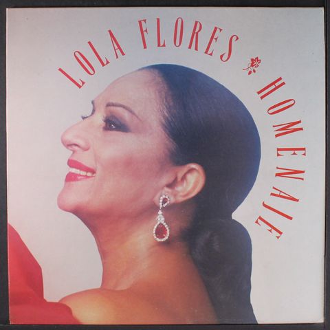LOLA FLORES
