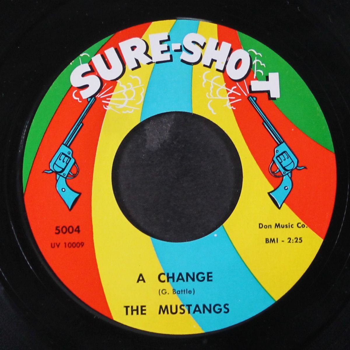 first love / a change by MUSTANGS