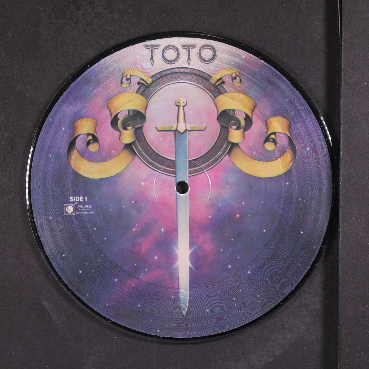 hold the line / takin' it back by TOTO
