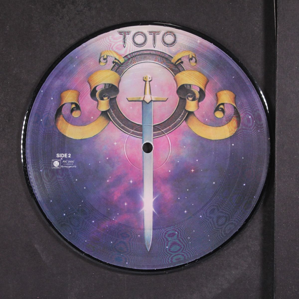 hold the line / takin' it back by TOTO