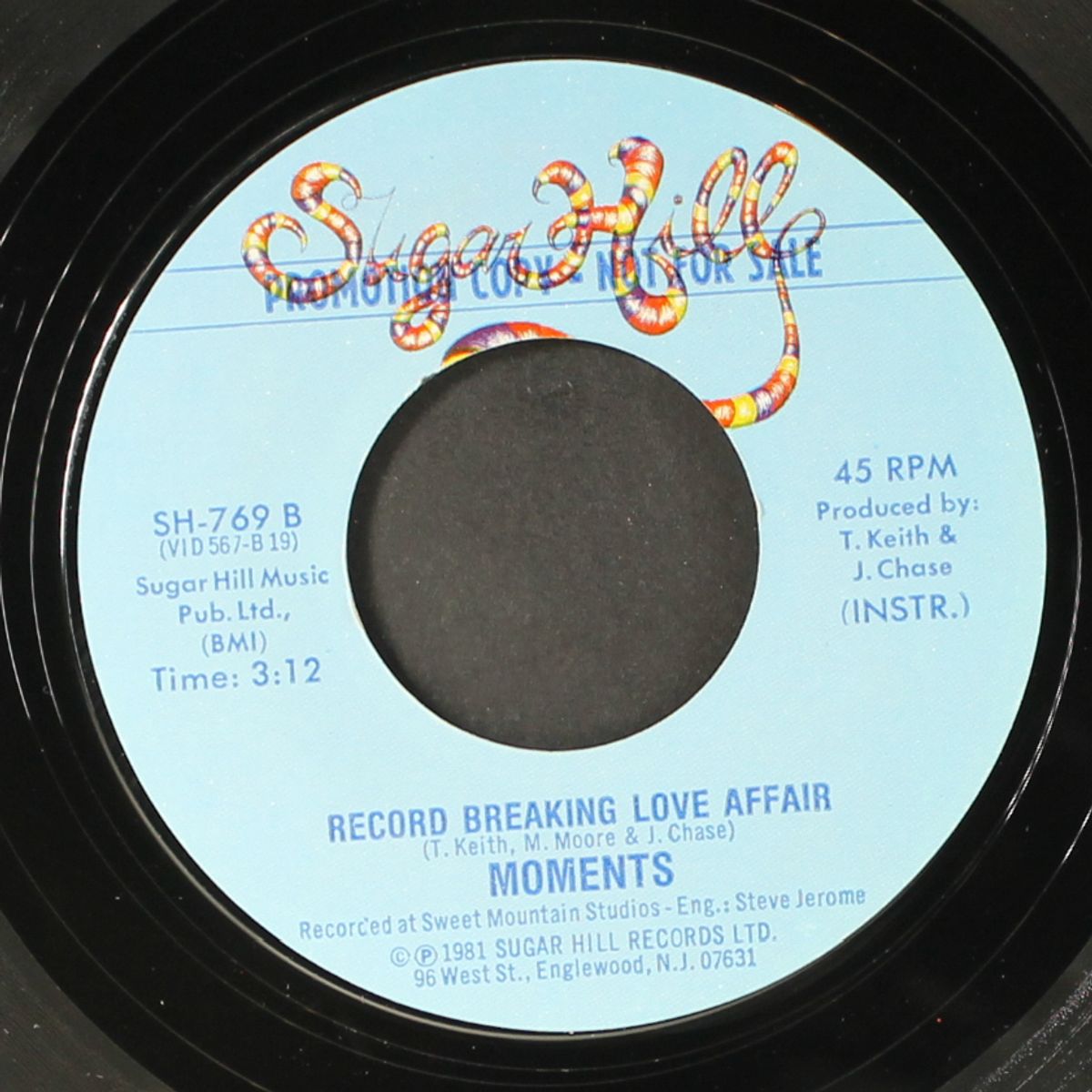 record breaking love affair / instro by MOMENTS