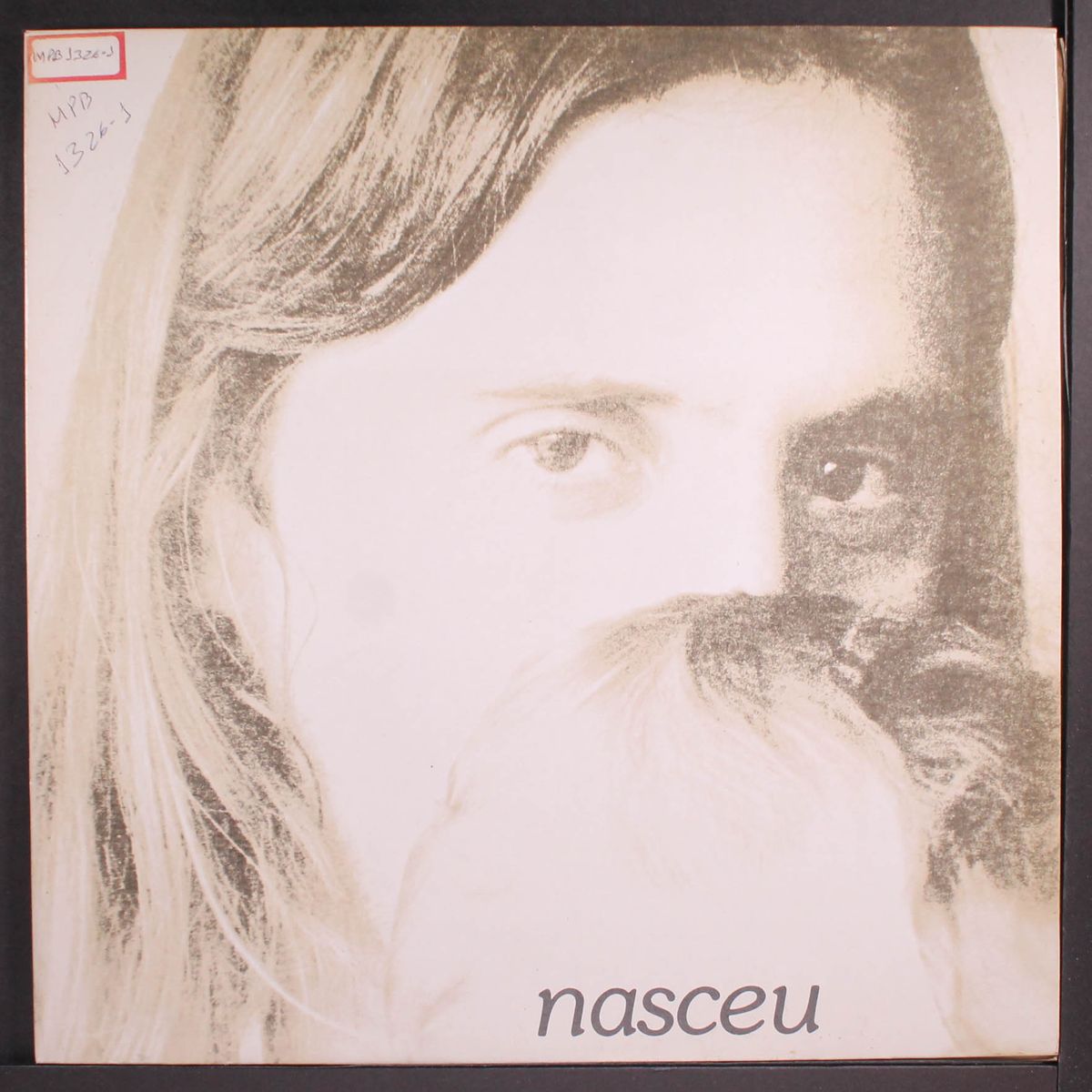 nasceu by MARIO AVELLAR