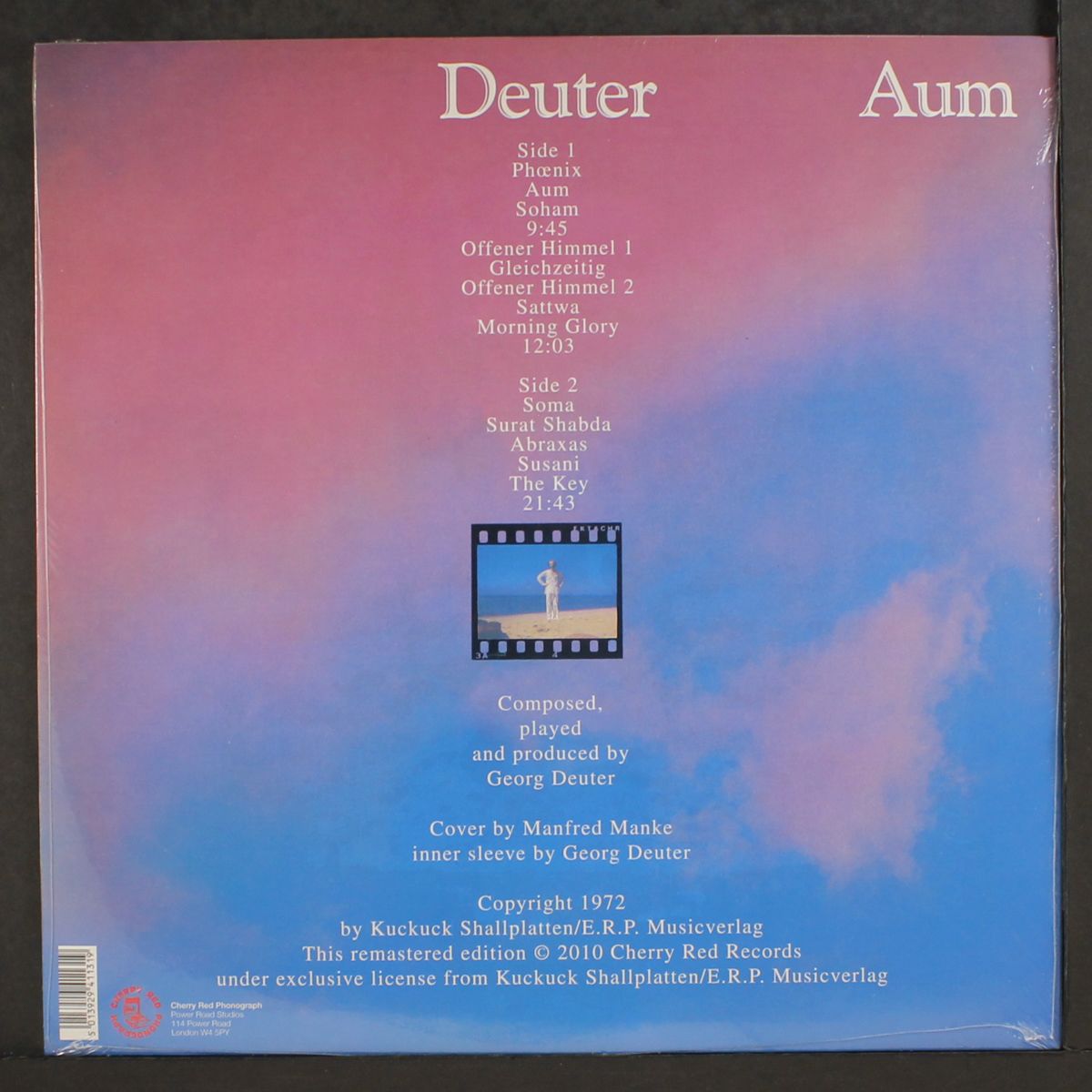 aum by DEUTER