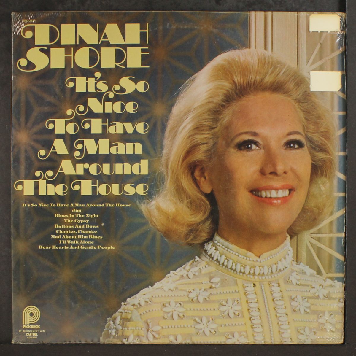 it's so nice to have a man around the house by DINAH SHORE