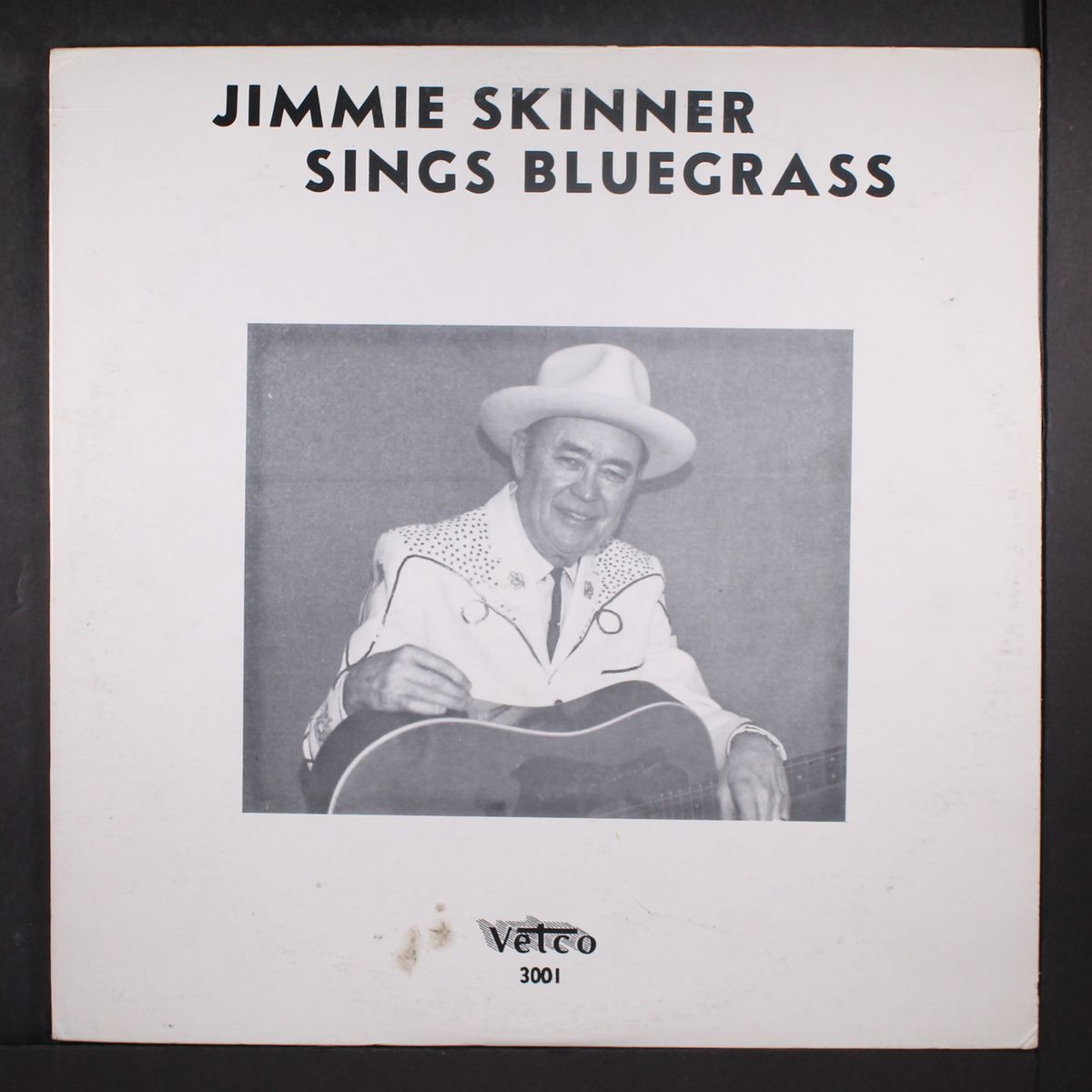 sings bluegrass by JIMMIE SKINNER