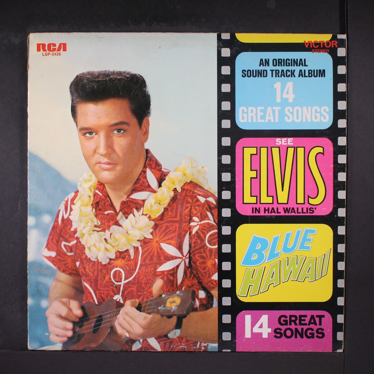 blue hawaii by ELVIS PRESLEY