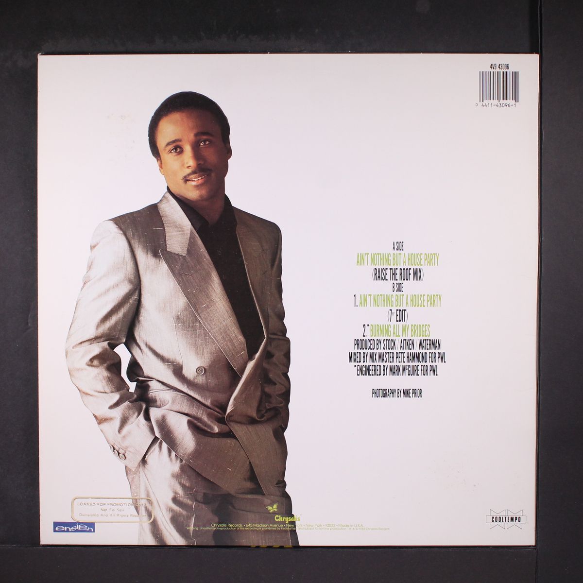ain't nothing but a house party / short by PHIL FEARON
