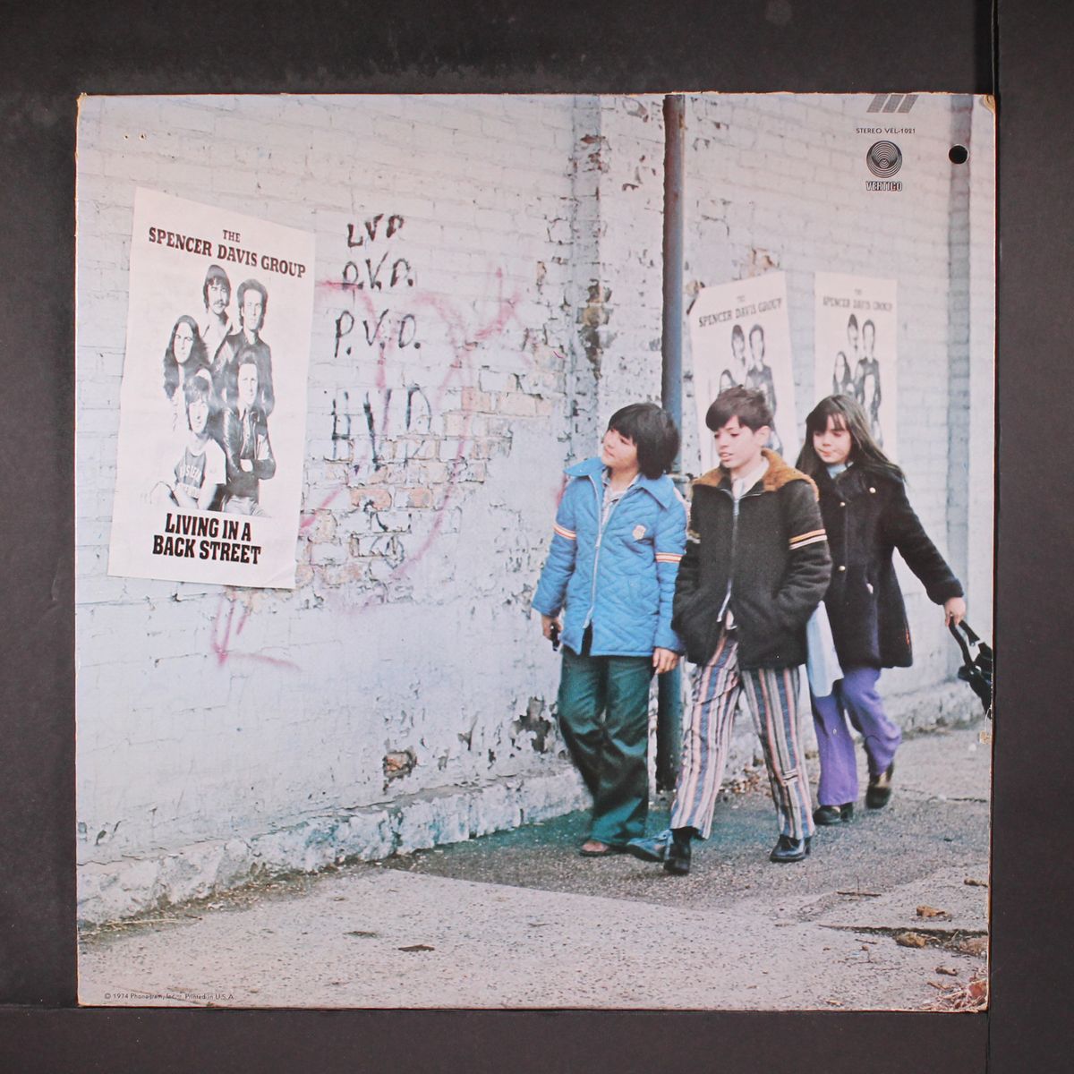 living in a back street by SPENCER DAVIS GROUP