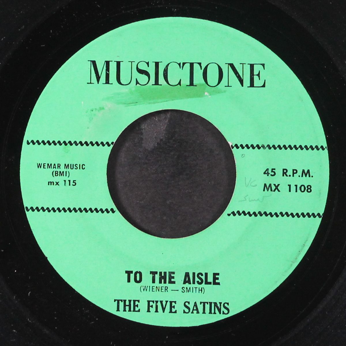 to the aisle by FIVE SATINS