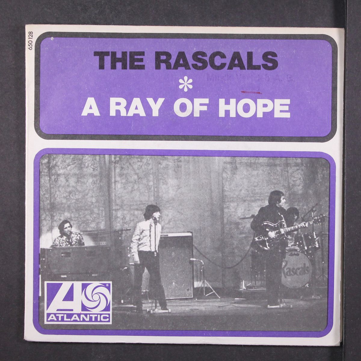 a ray of hope / any dance'll do by RASCALS