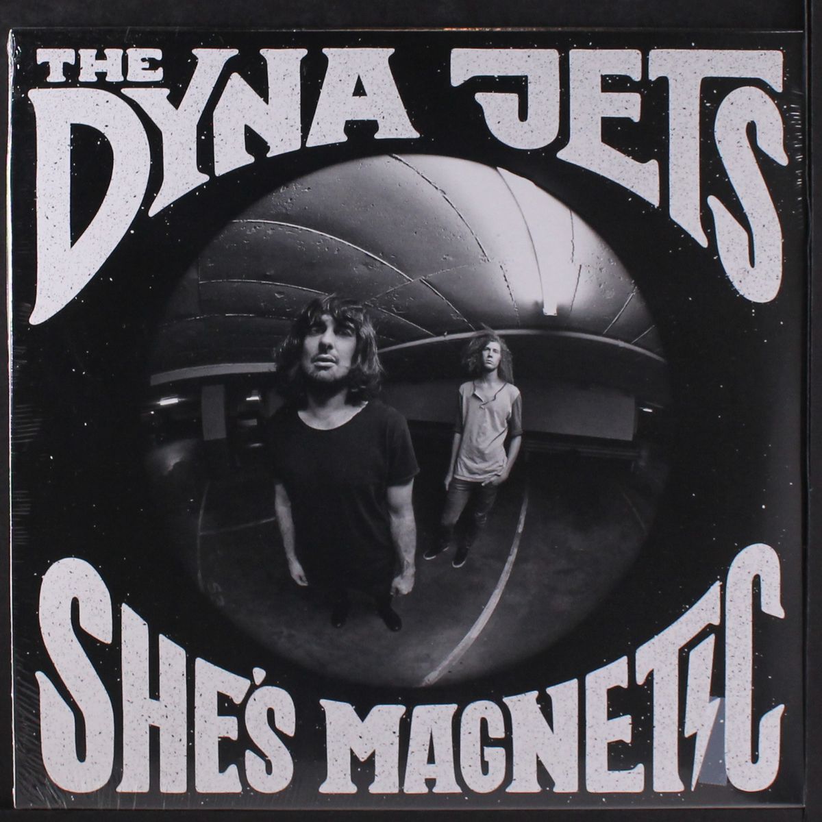 she's magnetic by DYNA JETS