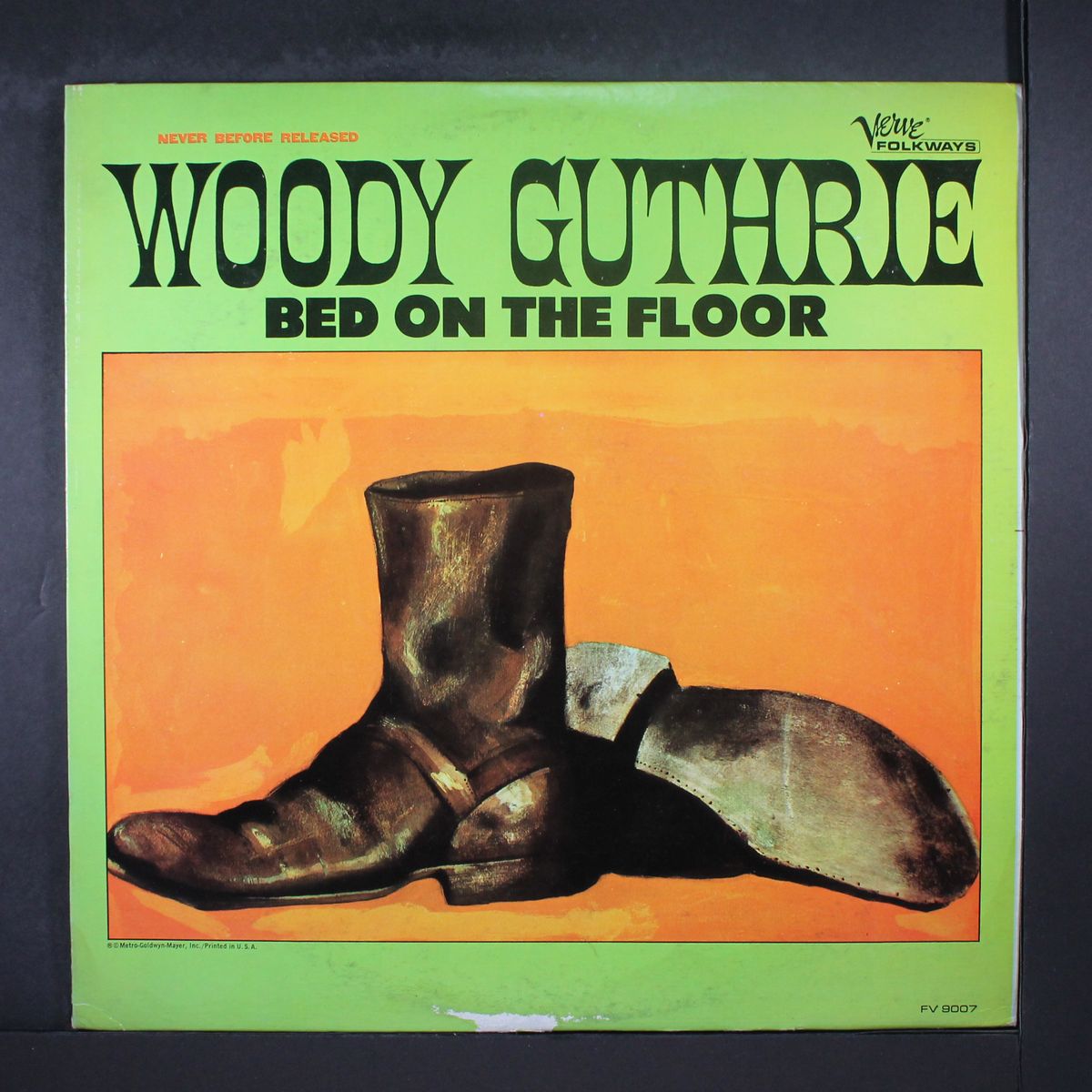 bed on the floor by WOODY GUTHRIE