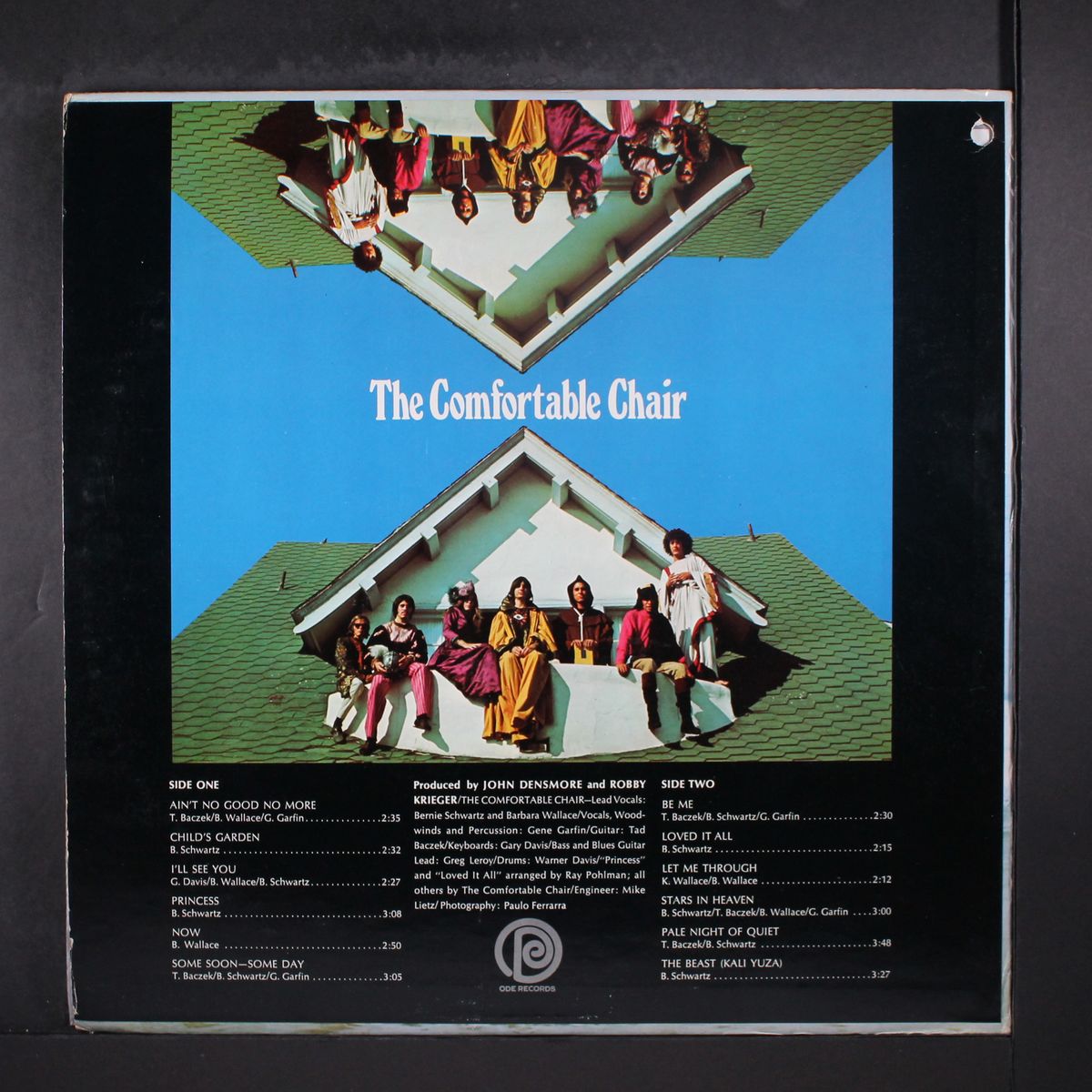 the comfortable chair by COMFORTABLE CHAIR