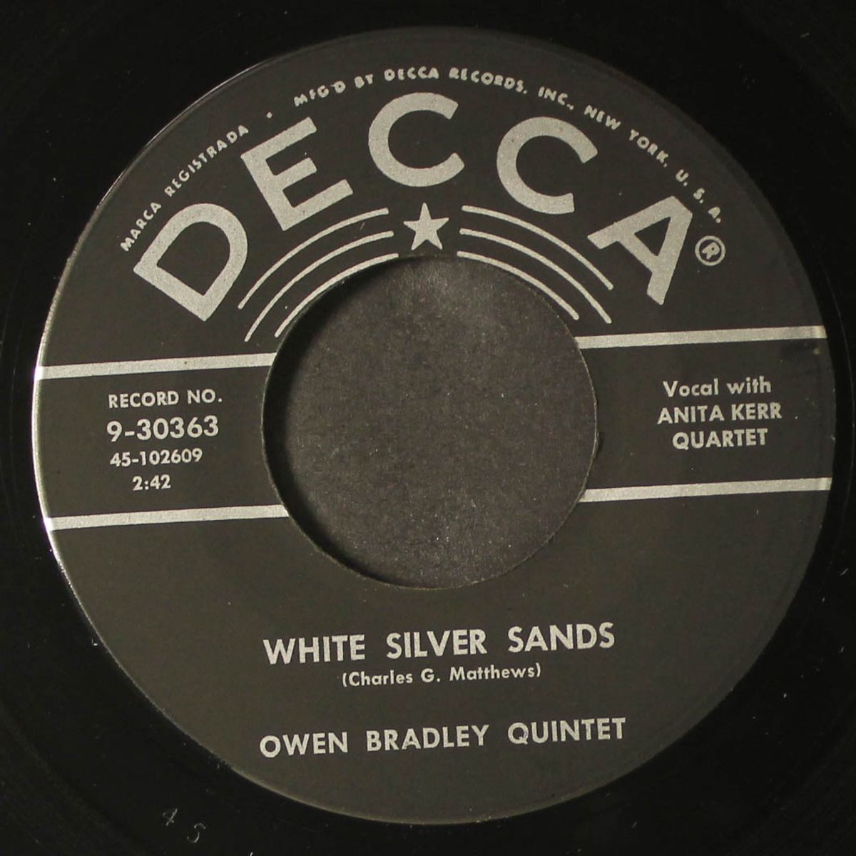 midnight blues / white silver sands by OWEN BRADLEY