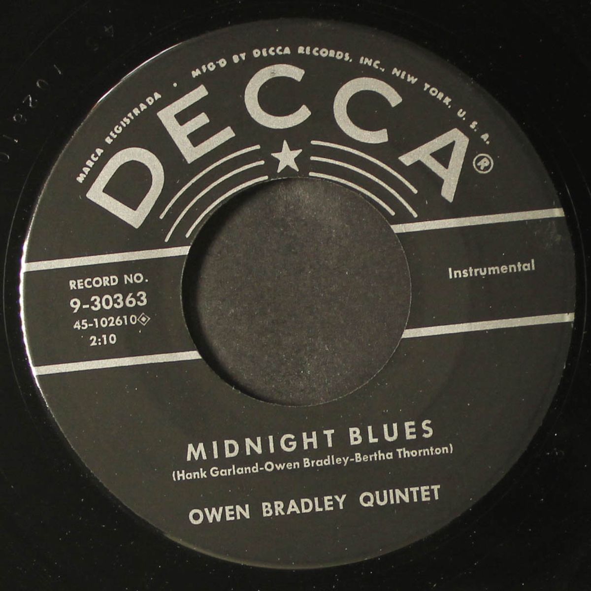 midnight blues / white silver sands by OWEN BRADLEY