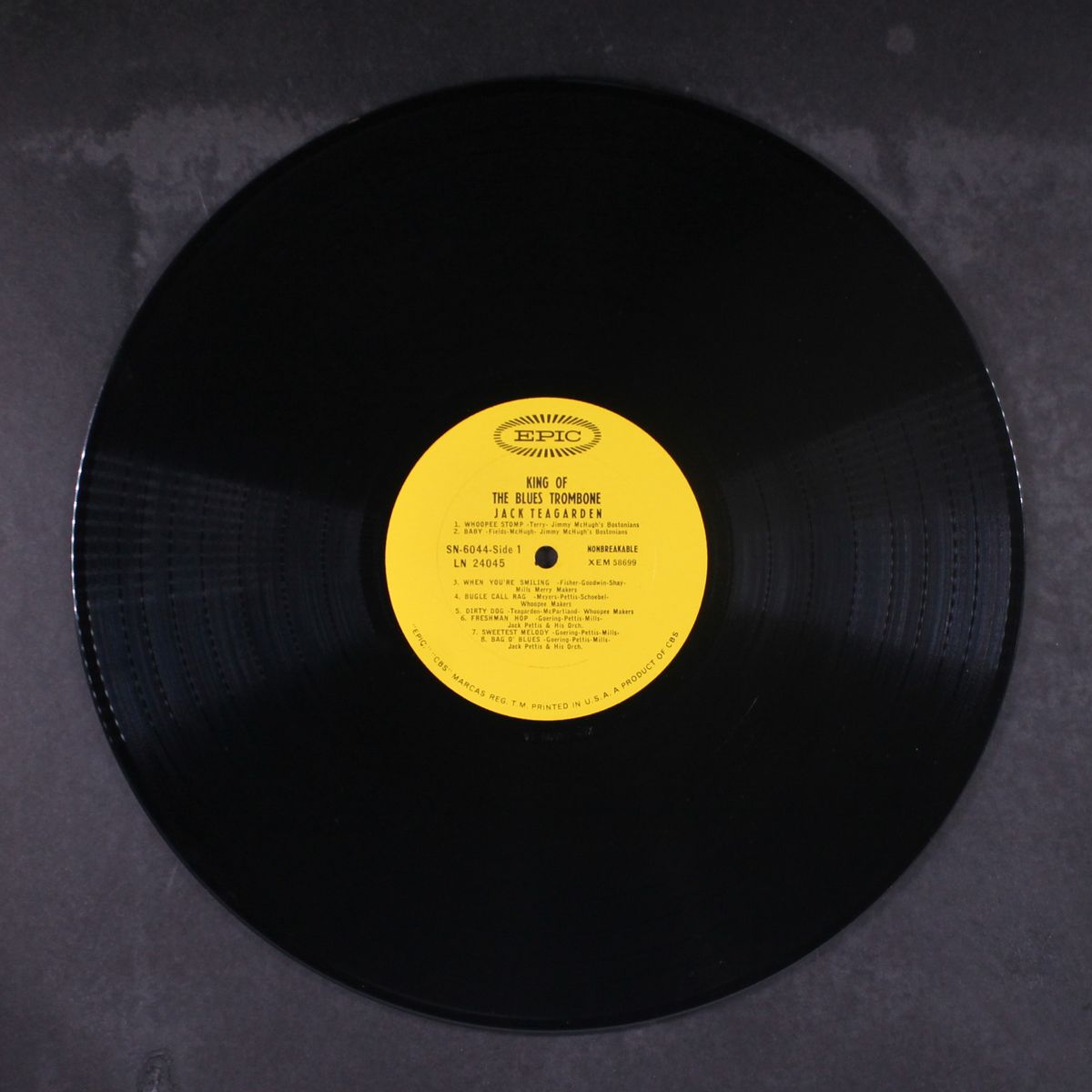 king of the blues trombone by JACK TEAGARDEN