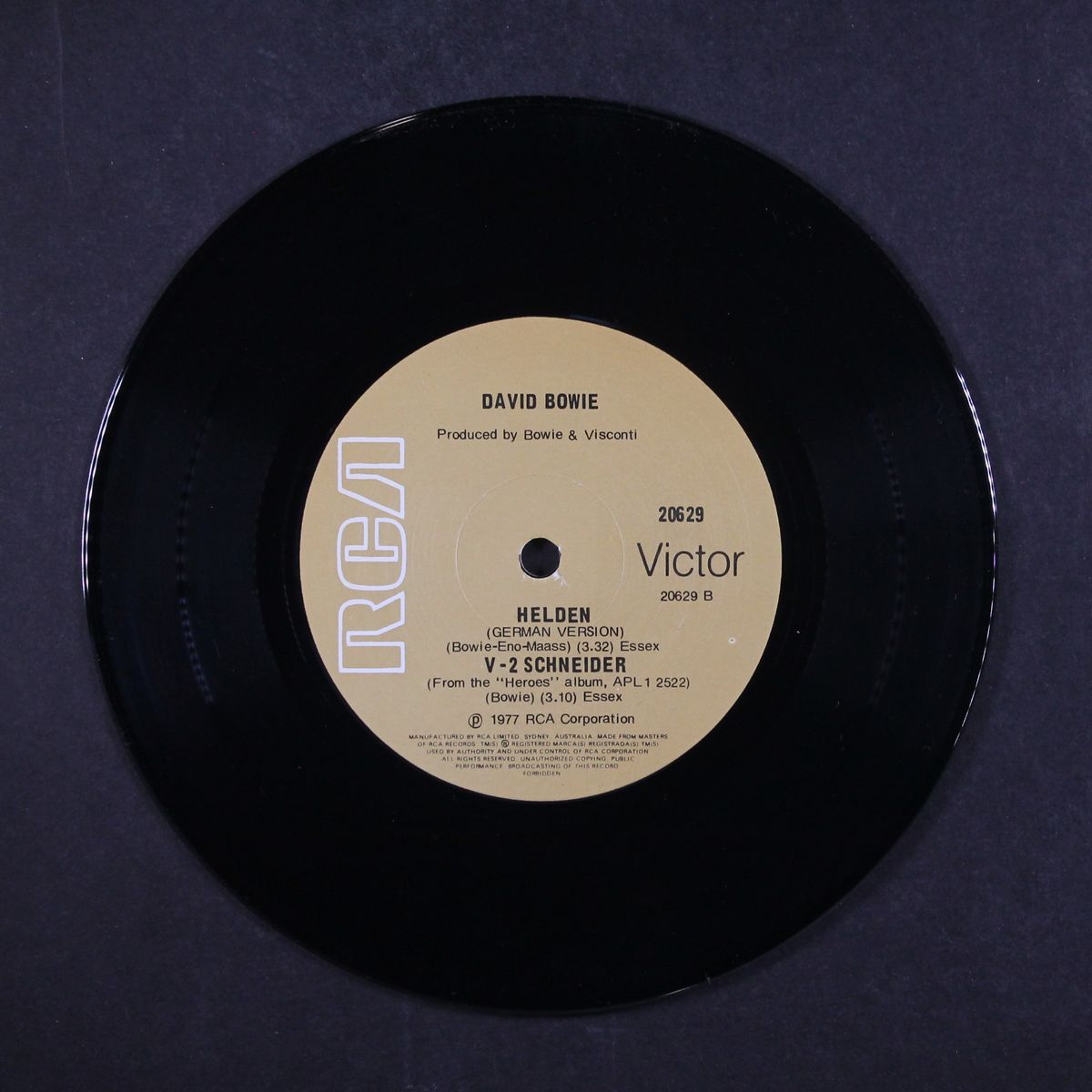heroes (german/french/english) / v-2 schneider by DAVID BOWIE