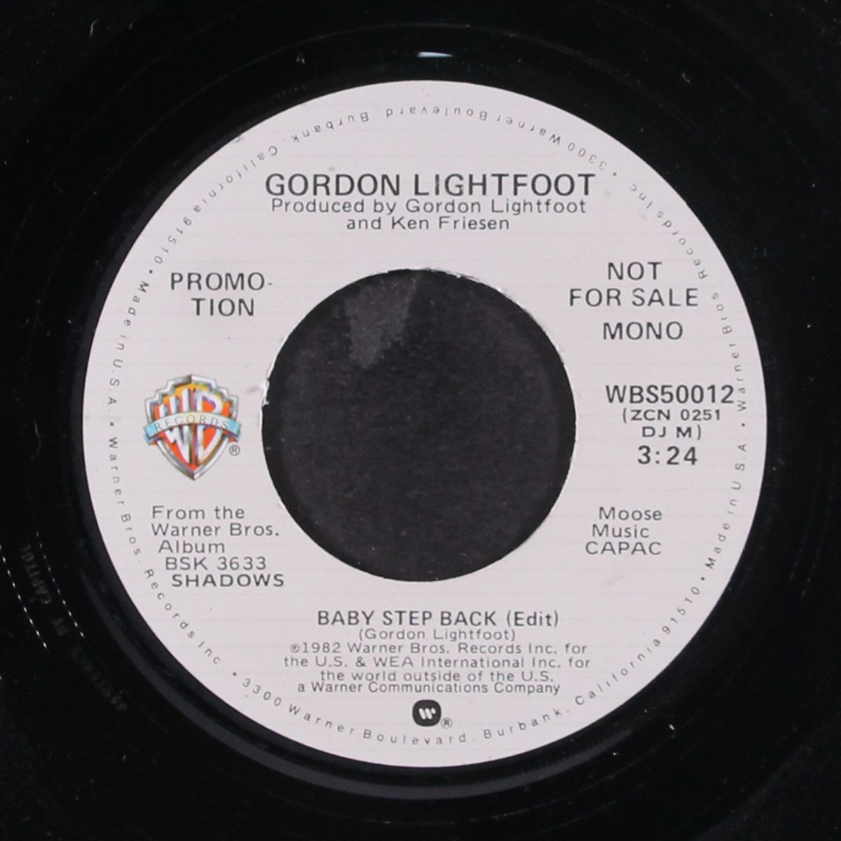 baby step back / mono by GORDON LIGHTFOOT