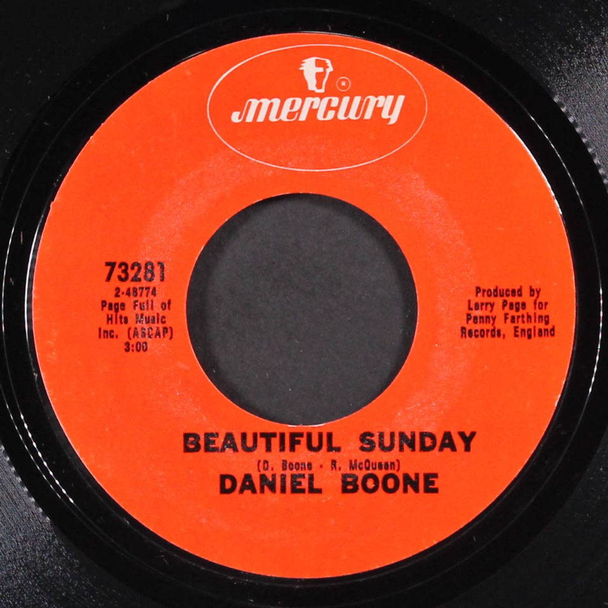 beautiful sunday by DANIEL BOONE