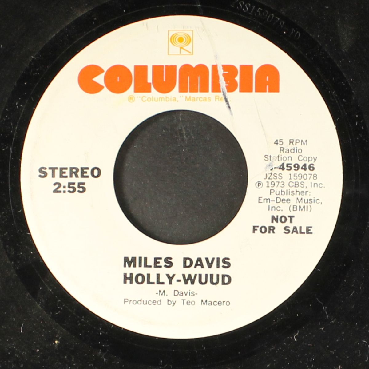 holly-wuud by MILES DAVIS