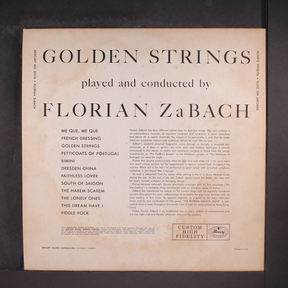 golden strings by FLORIAN ZABACH