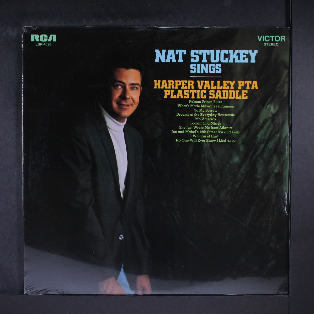 sings by NAT STUCKEY