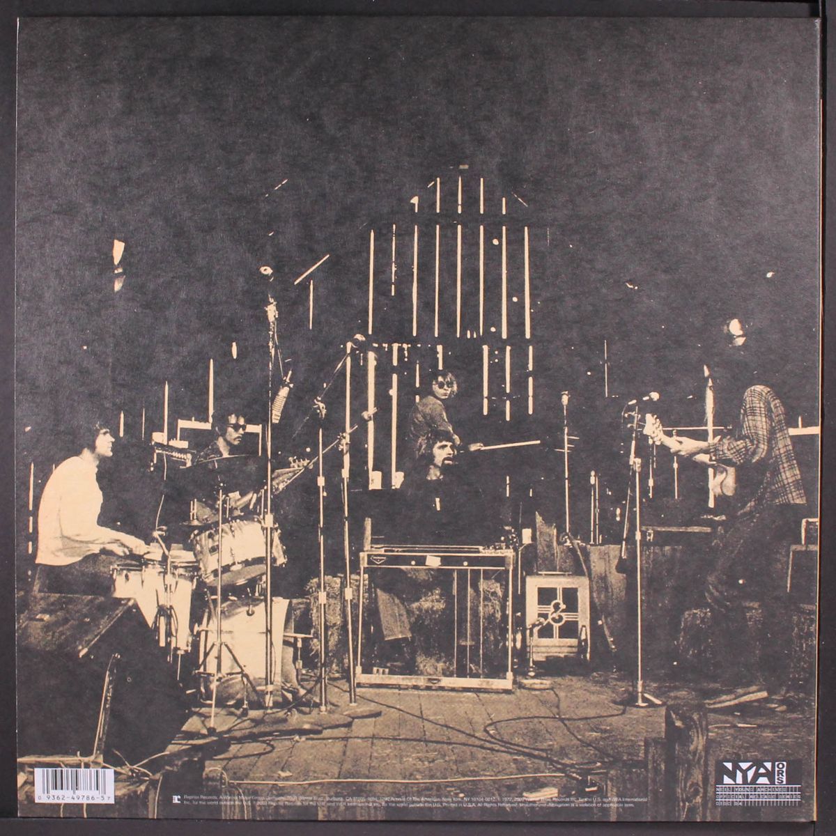 harvest by NEIL YOUNG