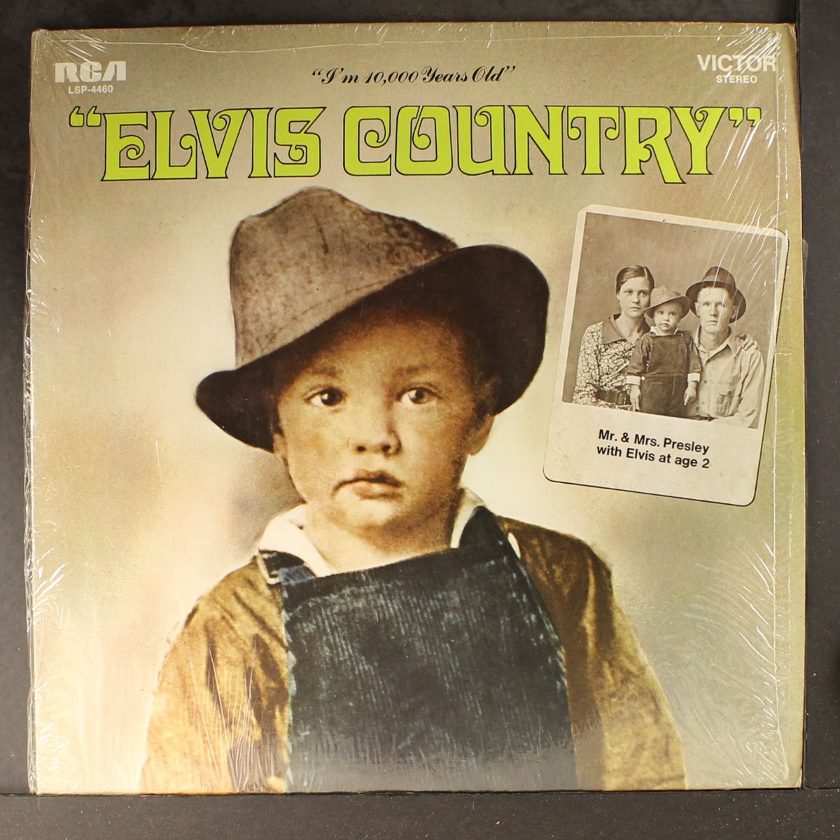 elvis country by ELVIS PRESLEY
