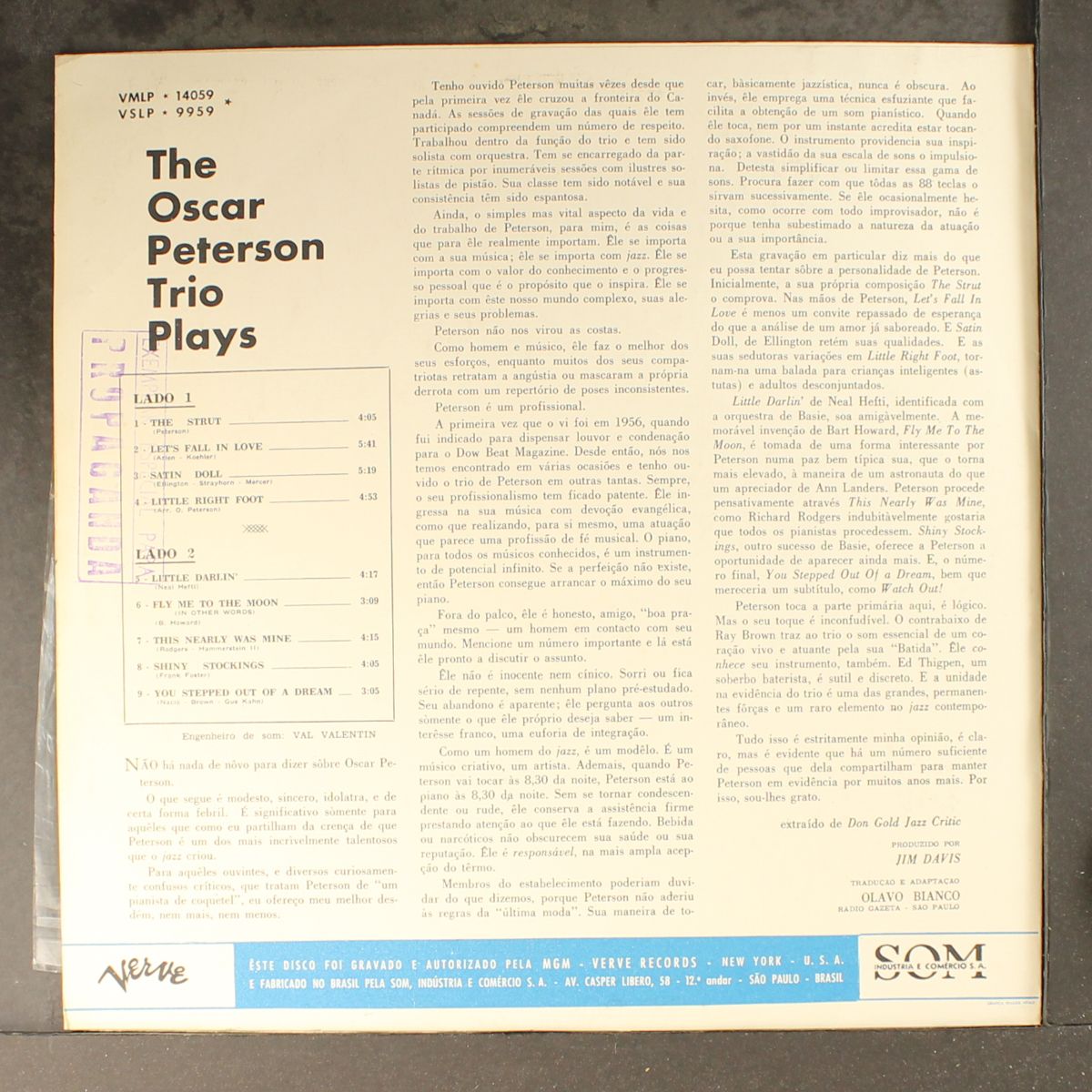 plays by OSCAR PETERSON TRIO