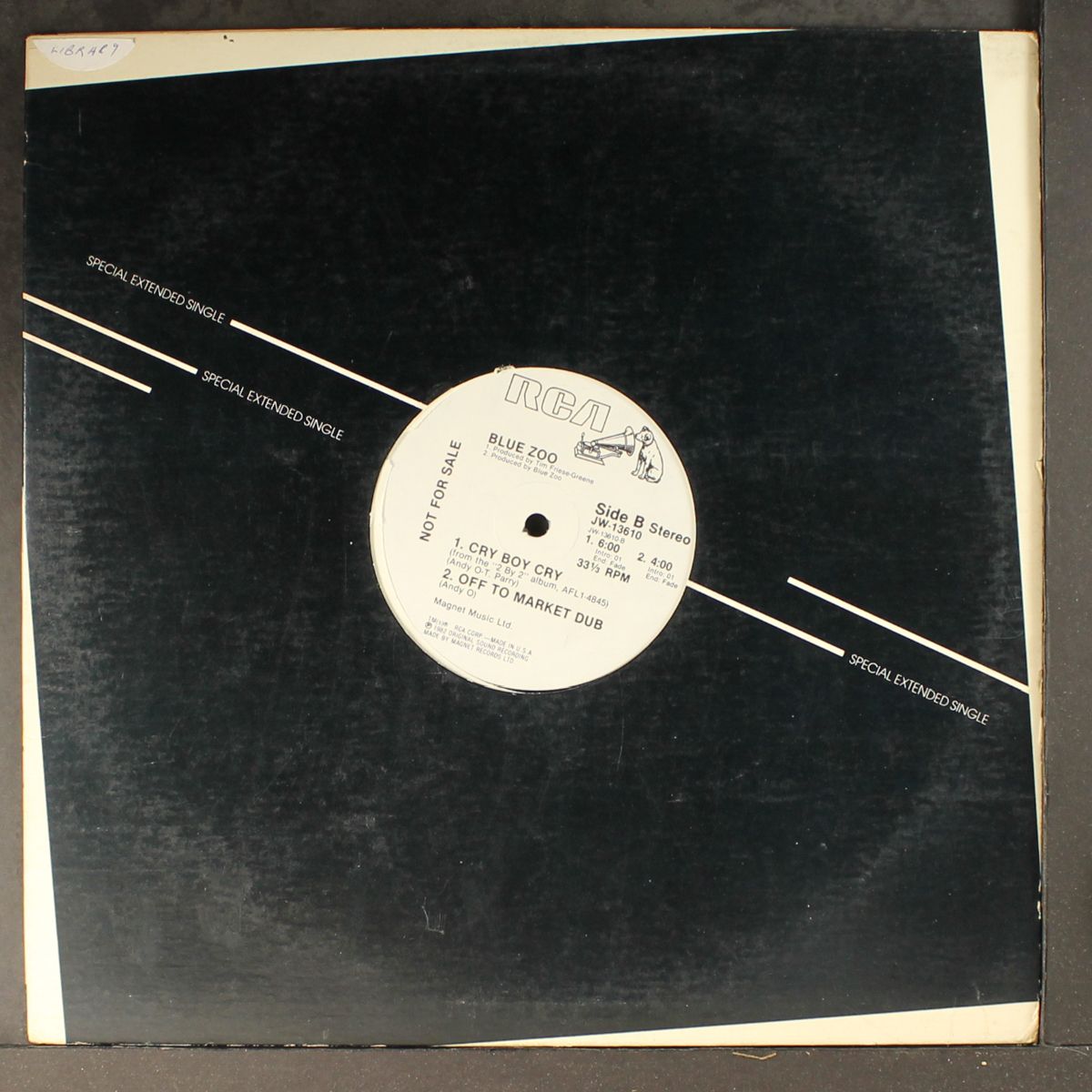 cry boy cry/off to market (dub) by BLUE ZOO