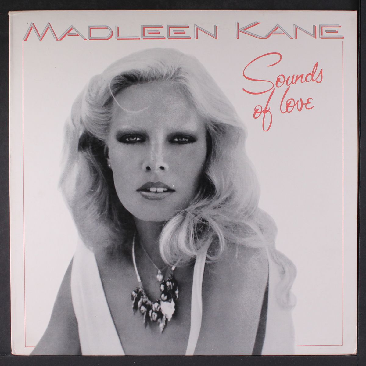 sounds of love by MADLEEN KANE