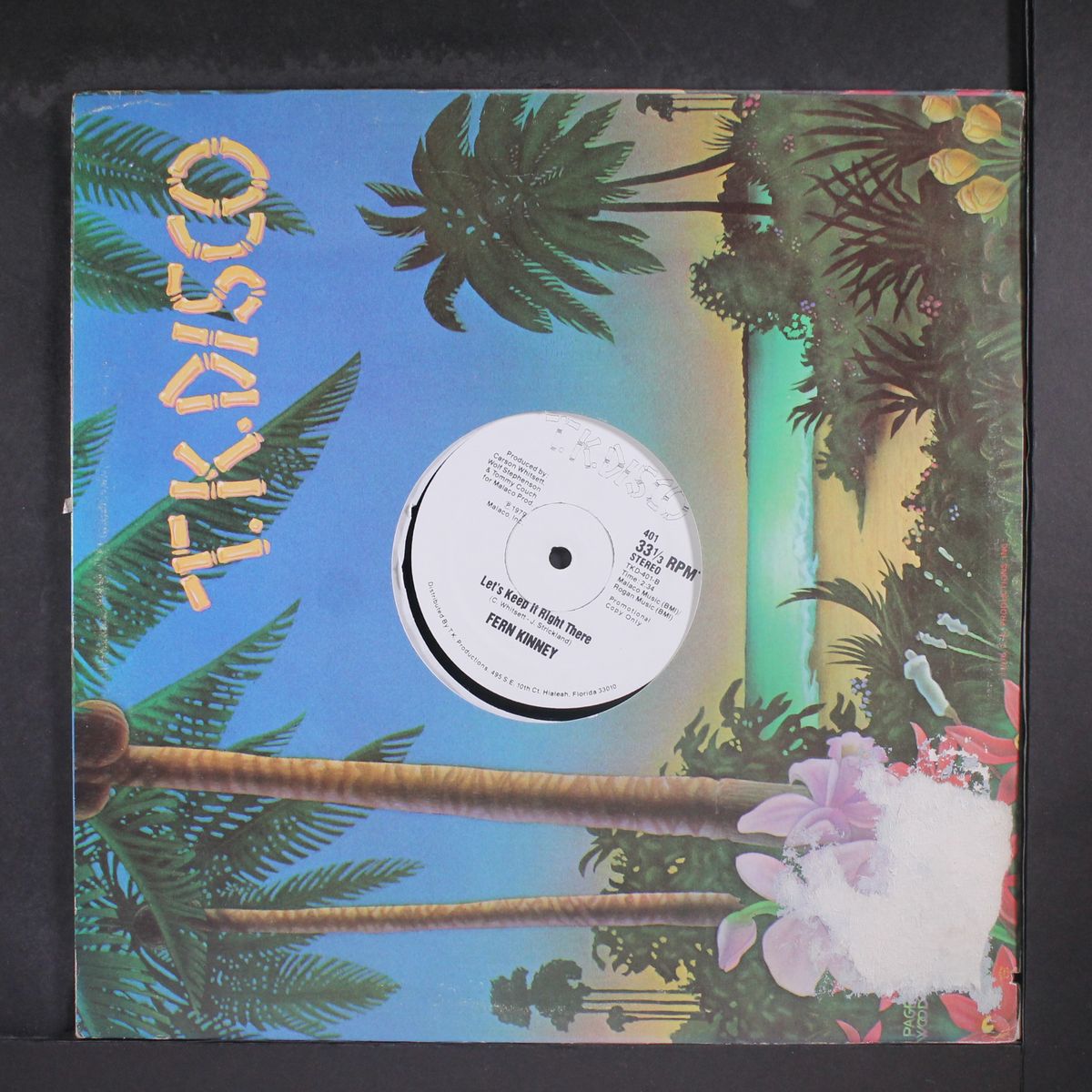 groove me / let's keep it right there by FERN KINNEY