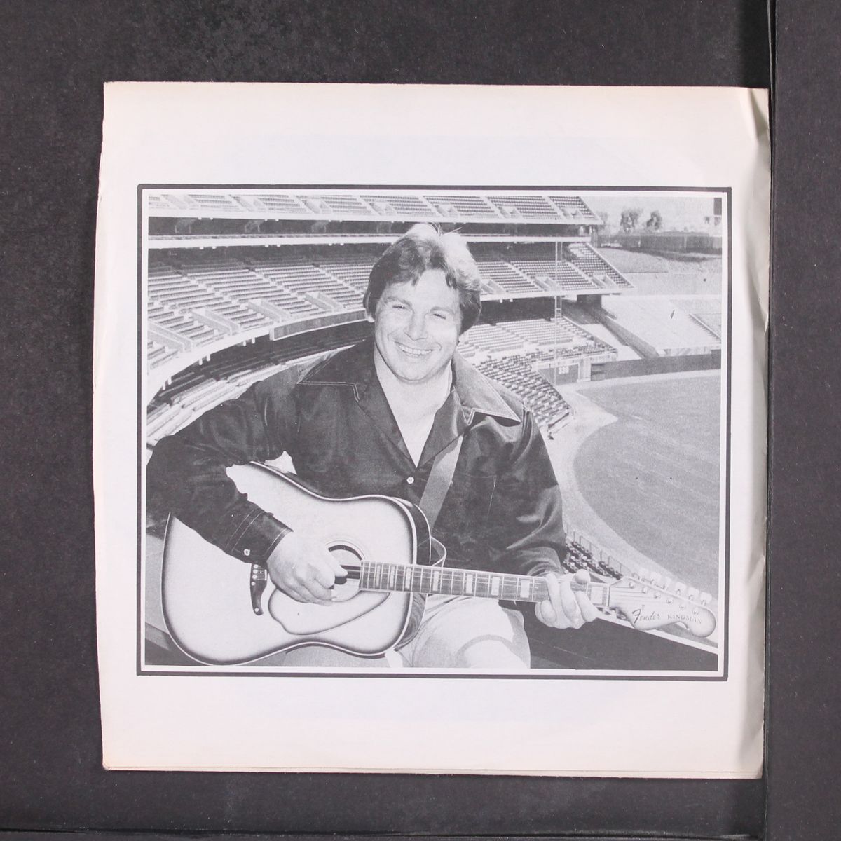 fullbacks ain't supposed to cry by MARV HUBBARD
