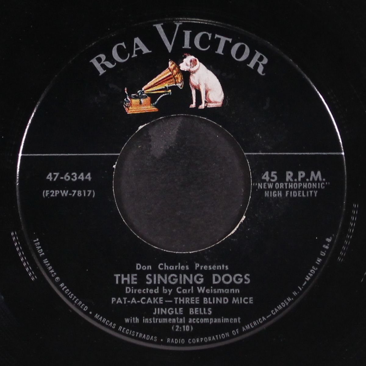 jingle bells by SINGING DOGS